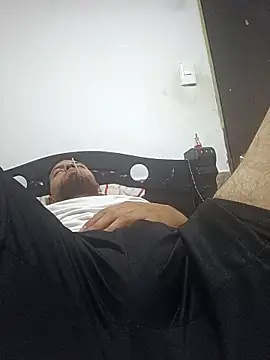 Snapshot of Ozkr777 chatting on 04/03/26, 04:38 Ozkr777 online show from 04/03/26, 04:38