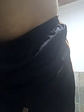 Snapshot of Ozkr777 chatting on 04/07/26, 02:12 Ozkr777 online show from 04/07/26, 02:12