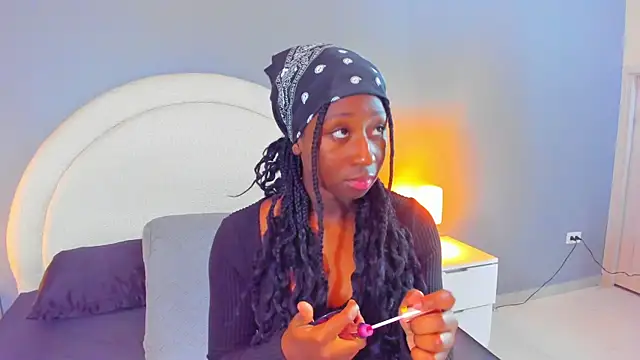 zoepinkett online show from 02/28/26, 03:40