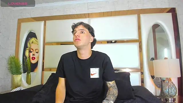 Snapshot of EXCLUSIVE8 chatting on 03/15/26, 02:12 EXCLUSIVE8 online show from 03/15/26, 02:12