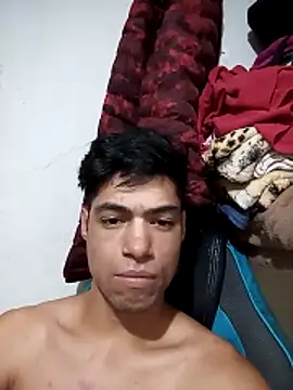 Snapshot of lucastorquato1709 chatting on 02/26/26, 06:23 lucastorquato1709 online show from 02/26/26, 06:23