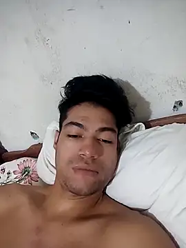 Snapshot of lucastorquato1709 chatting on 03/01/26, 08:27 lucastorquato1709 online show from 03/01/26, 08:27