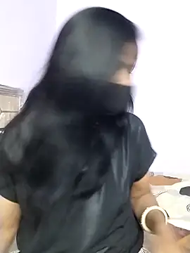 chandan19812 online show from 05/11/26, 11:24