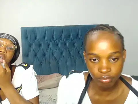 Snapshot of CooperHott chatting on 02/26/26, 05:01 CooperHott online show from 02/26/26, 05:01