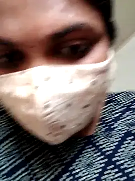 Tamil Hot Saranya online show from 02/27/26, 08:25