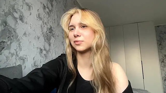 ShariLappas online show from 03/11/26, 03:07