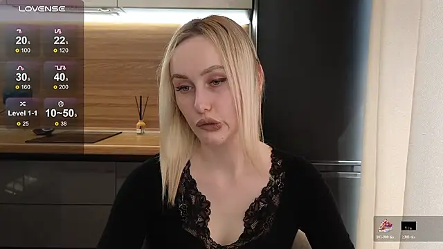 Snapshot of Bella_Villen chatting on 07/01/26, 08:38 Bella Villen online show from 07/01/26, 08:38