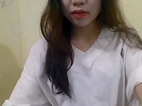 Snapshot of kiraa-007 chatting on 03/17/26, 01:14 kiraa-007 online show from 03/17/26, 01:14