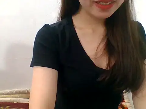 Snapshot of kiraa-007 chatting on 05/18/26, 01:17 kiraa-007 online show from 05/18/26, 01:17