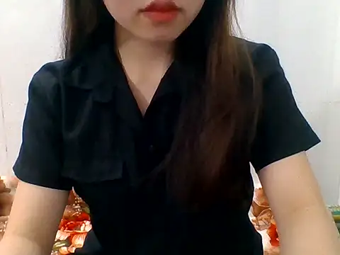 Snapshot of kiraa-007 chatting on 05/19/26, 03:29 kiraa-007 online show from 05/19/26, 03:29