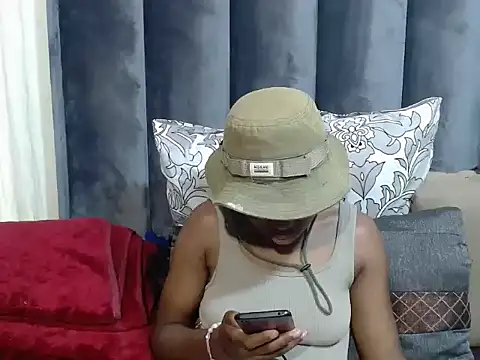 DarkchocolateXxc online show from 04/02/26, 01:09