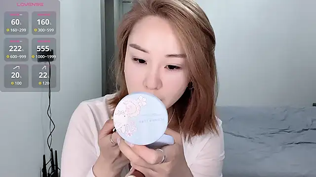 Snapshot of xiaolu-686 chatting on 04/14/26, 03:07 xiaolu-686 online show from 04/14/26, 03:07