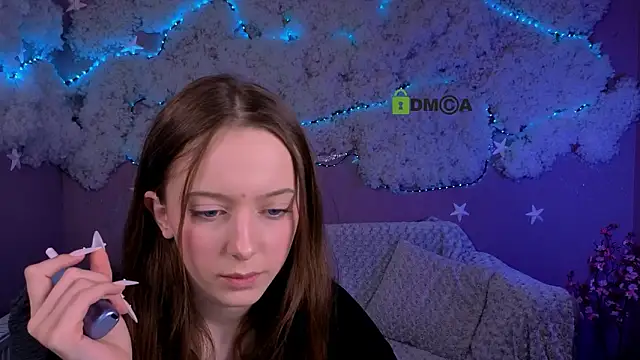 chloe ley online show from 03/12/26, 08:26