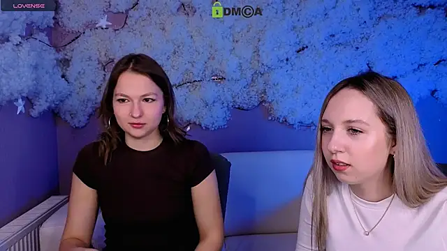 Snapshot of chloe_ley chatting on 04/02/26, 12:36 chloe ley online show from 04/02/26, 12:36