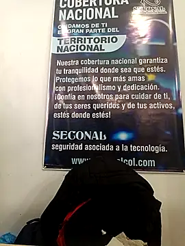 Snapshot of LORENA--01 chatting on 03/25/26, 06:25 LORENA--01 online show from 03/25/26, 06:25