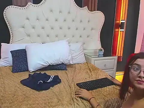 AnnyANDnoah online show from 03/10/26, 01:27