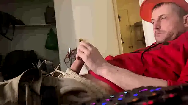 Snapshot of tipat36 chatting on 04/23/26, 02:35 tipat36 online show from 04/23/26, 02:35