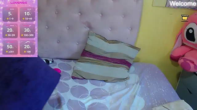 Snapshot of Sophiiee_Gray chatting on 06/10/26, 02:38 Sophiiee Gray online show from 06/10/26, 02:38