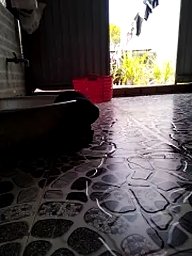 Snapshot of Malisa-aa chatting on 03/20/26, 04:06 Malisa-aa online show from 03/20/26, 04:06