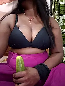 Snapshot of Rai_Choudhury chatting on 03/16/26, 04:55 Rai Choudhury online show from 03/16/26, 04:55