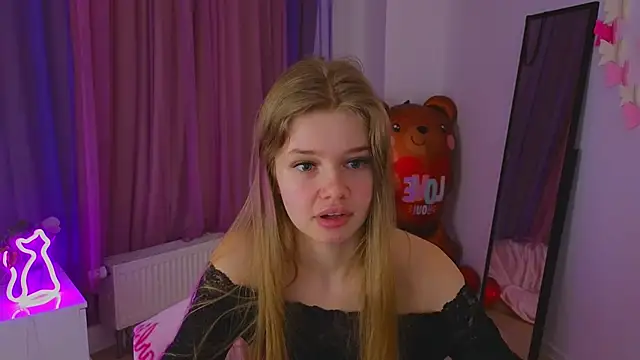 Snapshot of belrinaa chatting on 03/25/26, 09:10 belrinaa online show from 03/25/26, 09:10