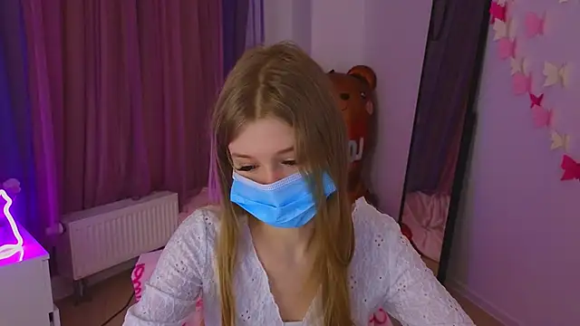 Snapshot of belrinaa chatting on 03/26/26, 09:31 belrinaa online show from 03/26/26, 09:31