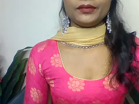 Snapshot of Indian_Sara chatting on 03/02/26, 05:53 Indian Sara online show from 03/02/26, 05:53