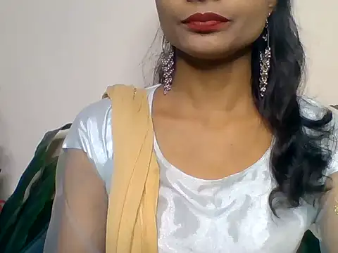 Snapshot of Indian_Sara chatting on 03/10/26, 03:39 Indian Sara online show from 03/10/26, 03:39