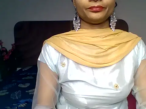 Snapshot of Indian_Sara chatting on 03/12/26, 06:36 Indian Sara online show from 03/12/26, 06:36