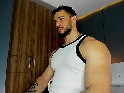 Snapshot of massimo_visconti chatting on 03/03/26, 02:23 massimo visconti online show from 03/03/26, 02:23