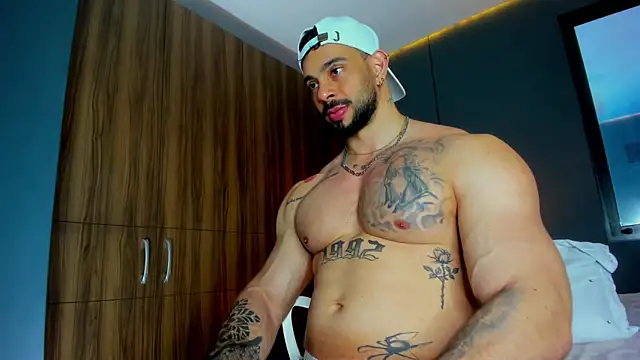 massimo visconti online show from 03/12/26, 10:16