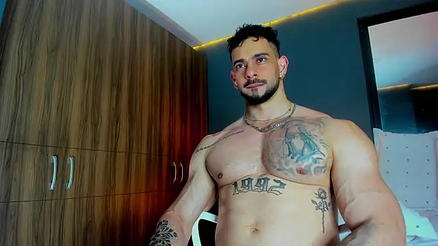 massimo visconti online show from 04/01/26, 02:34