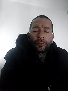 Snapshot of GaboMix4728 chatting on 03/14/26, 02:28 GaboMix4728 online show from 03/14/26, 02:28