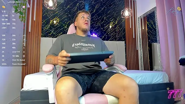 Snapshot of keane_lee_ chatting on 04/24/26, 12:07 keane lee online show from 04/24/26, 12:07