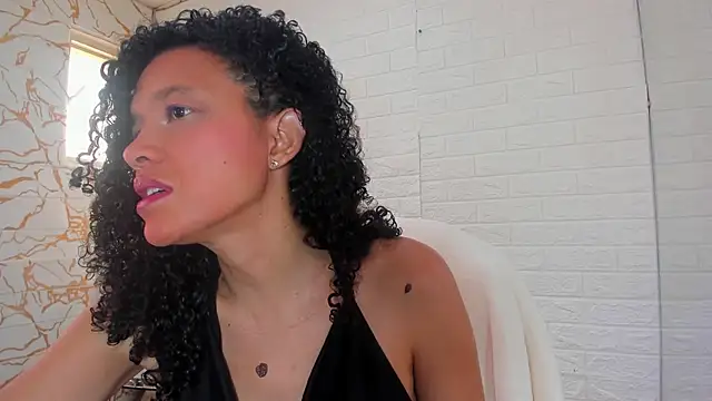 Snapshot of Jazlin_ chatting on 03/29/26, 01:22 Jazlin online show from 03/29/26, 01:22