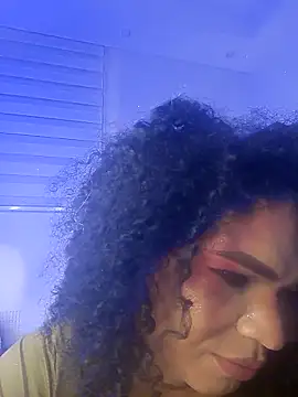 Snapshot of V-nus chatting on 03/22/26, 03:21 V-nus online show from 03/22/26, 03:21