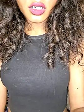 Snapshot of Akni_ chatting on 05/15/26, 05:31 Akni online show from 05/15/26, 05:31