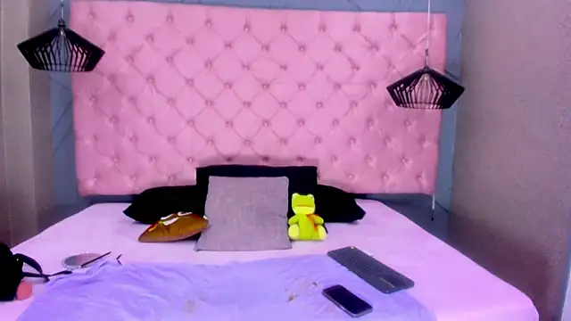 SARA HORNY- online show from 03/07/26, 03:25