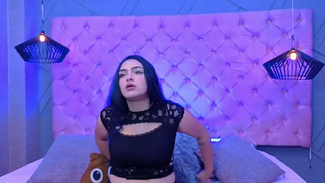 Snapshot of SARA_HORNY- chatting on 05/30/26, 04:31 SARA HORNY- online show from 05/30/26, 04:31