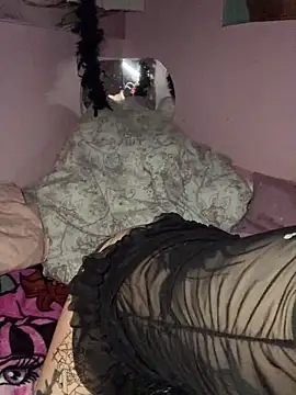 Snapshot of baby_starzx chatting on 04/09/26, 08:25 baby starzx online show from 04/09/26, 08:25