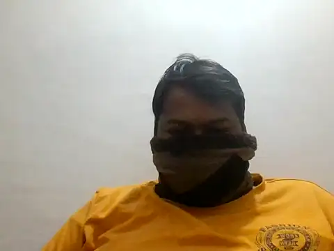 Snapshot of Huskyboss chatting on 02/26/26, 08:08 Huskyboss online show from 02/26/26, 08:08