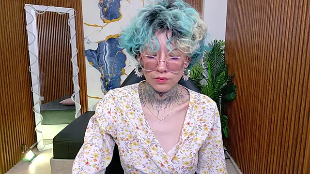Snapshot of Lyra_tay chatting on 05/27/26, 08:06 Lyra tay online show from 05/27/26, 08:06