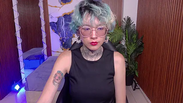 Snapshot of Lyra_tay chatting on 06/01/26, 07:04 Lyra tay online show from 06/01/26, 07:04