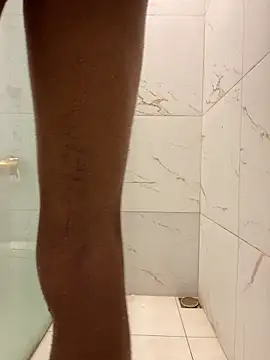 Snapshot of bichalouca chatting on 03/10/26, 04:45 bichalouca online show from 03/10/26, 04:45