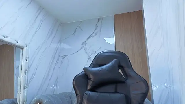 Lola roses tf online show from 03/16/26, 08:24