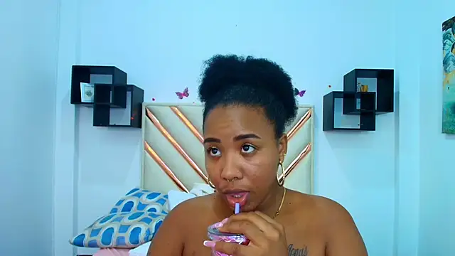 Pamela Cortezz online show from 04/11/26, 07:45