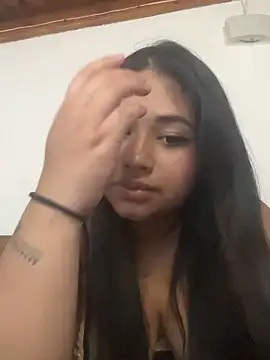 danniiq online show from 02/28/26, 08:21