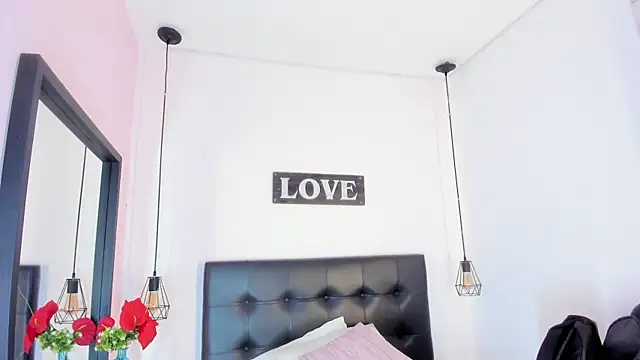 Snapshot of KatallelaMurillo chatting on 03/27/26, 11:54 KatallelaMurillo online show from 03/27/26, 11:54