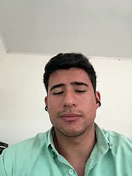 Snapshot of David-latinlover chatting on 07/07/26, 03:05 David-latinlover online show from 07/07/26, 03:05