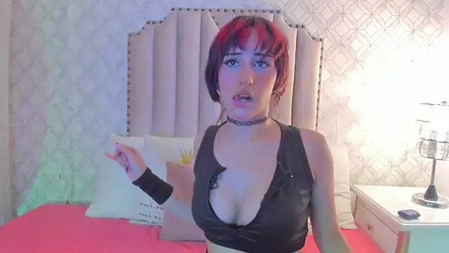 Snapshot of mika_doll chatting on 04/08/26, 02:44 mika doll online show from 04/08/26, 02:44